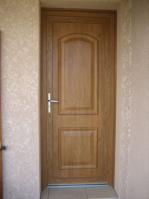 porte entree pvc ton bois chene naturel 38 cremieu